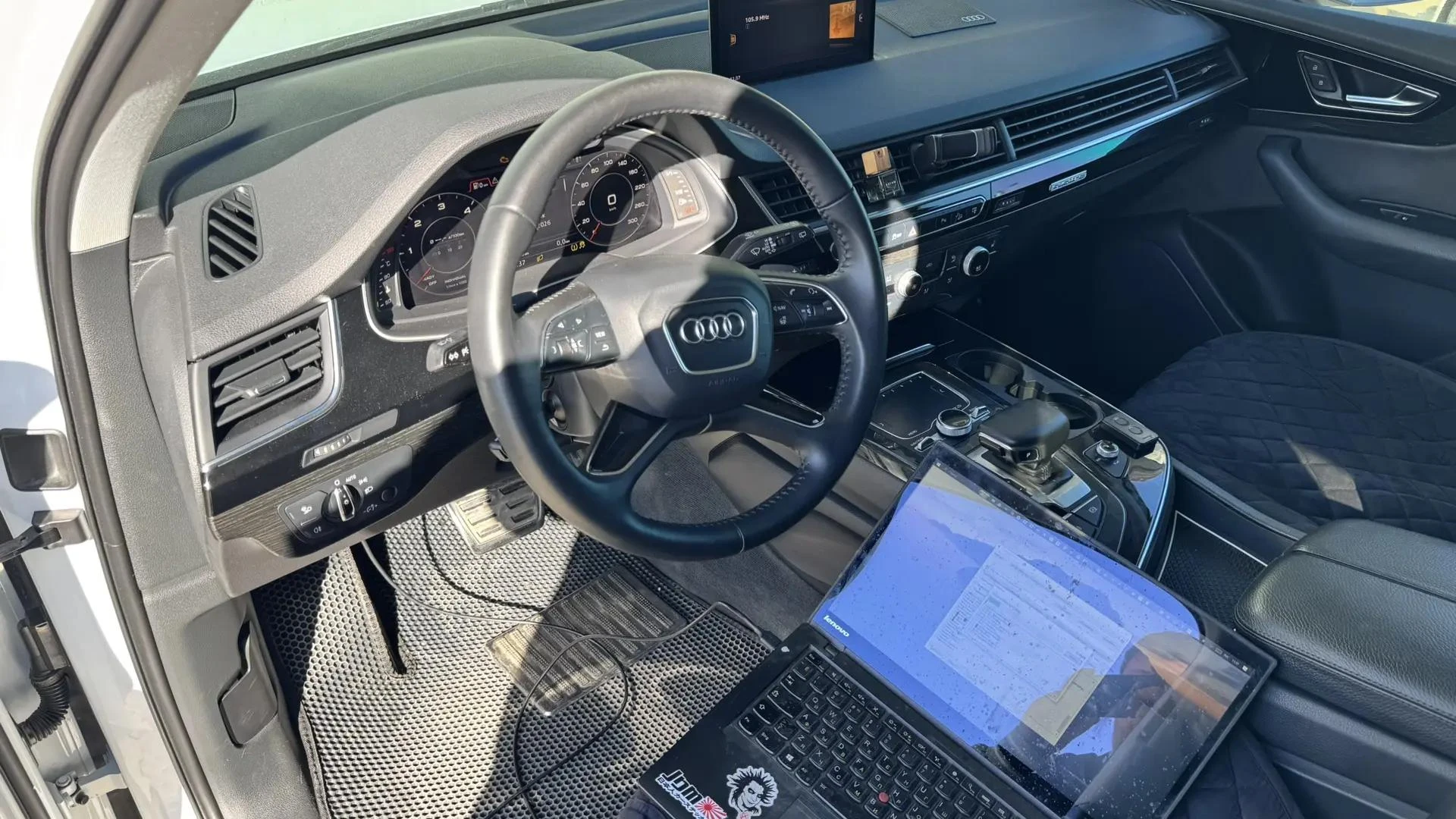 Audi Q7 в мастерской JECARS — фото 2 из 7
