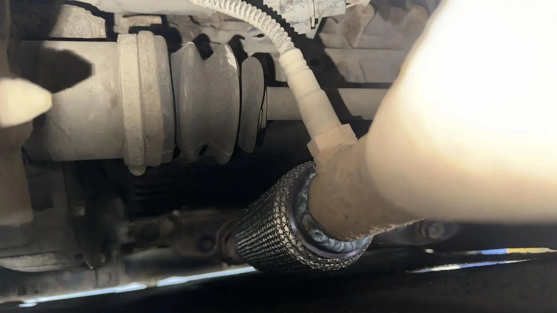 Hyundai Accent в мастерской JECARS — фото 5 из 6